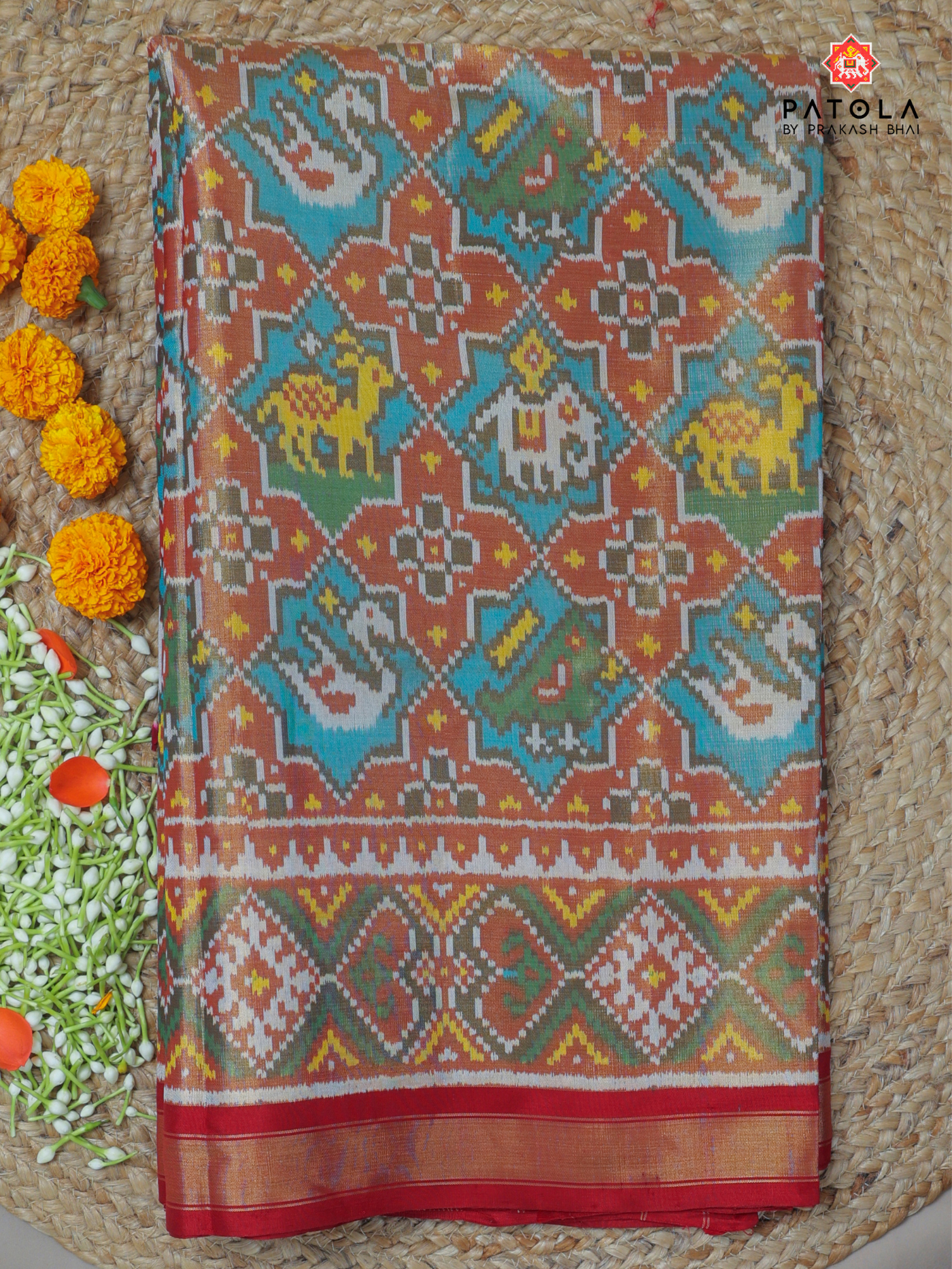 Star design 4 motifs  selaari border tissue patola saree