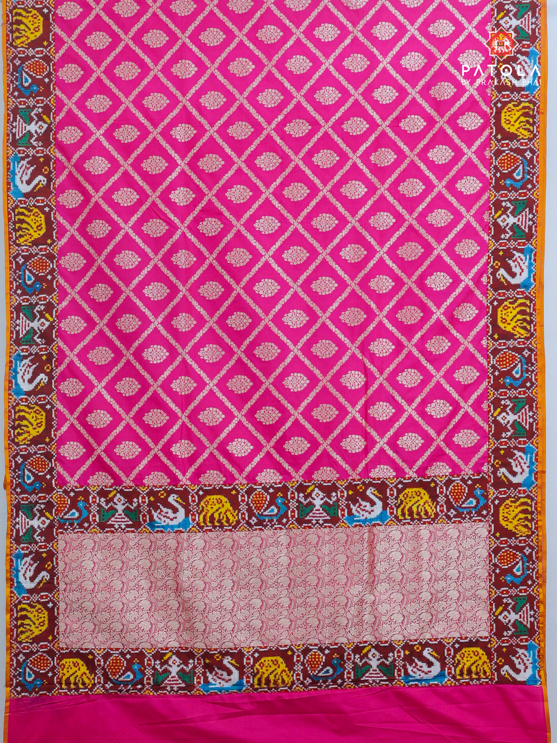 Masterpiece Pure patan Patola Border & pallu With pure Banarasi Saree