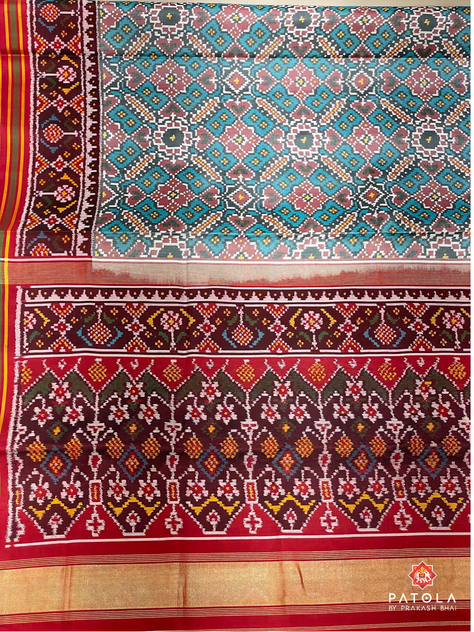 Manekchowk Design With Traditional Border Pallu Contrast Semi Double Ikat Saree