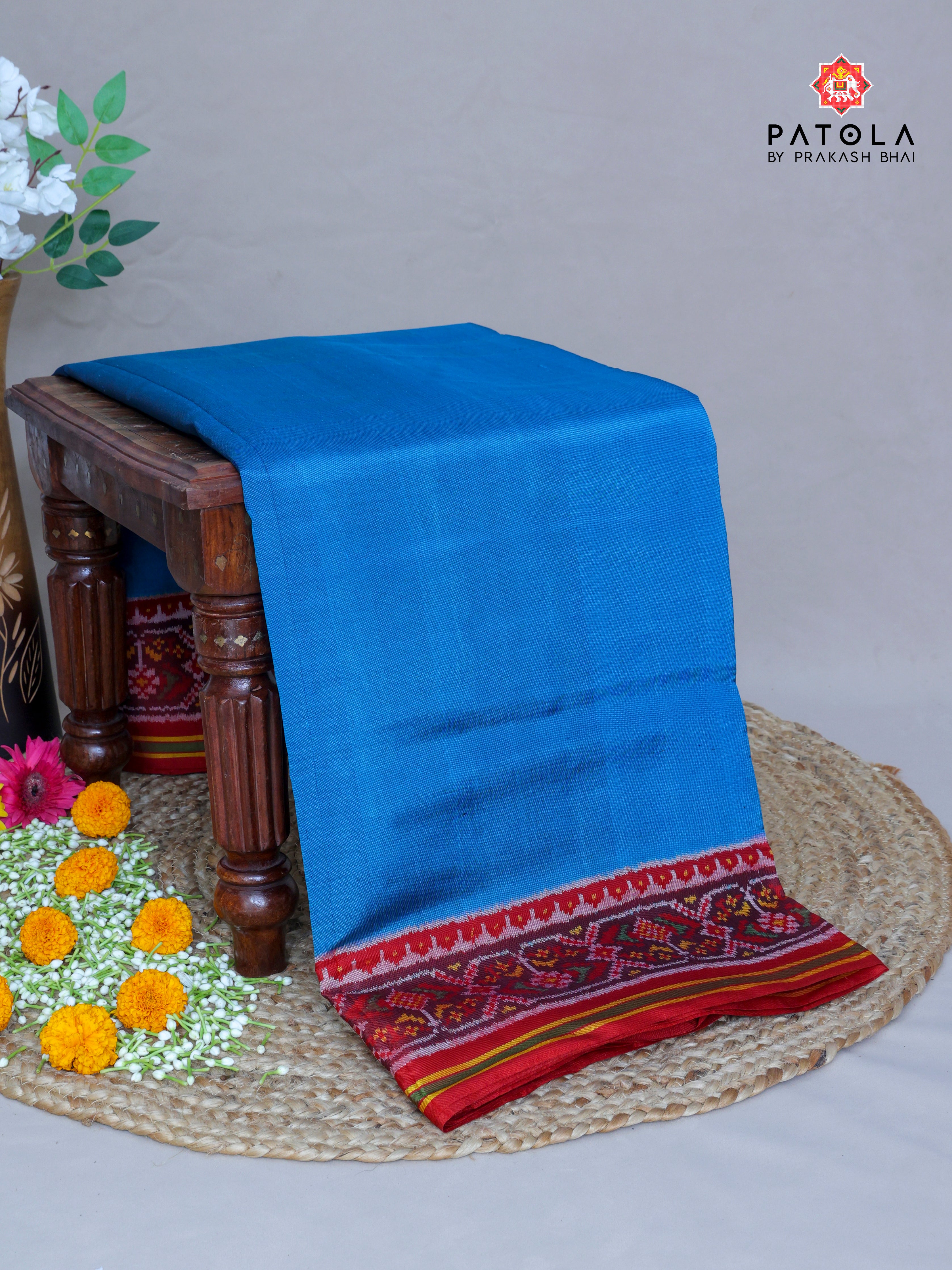 Plain Sky Blue With Patola Design Blouse Semi Double Ikat Patola Saree