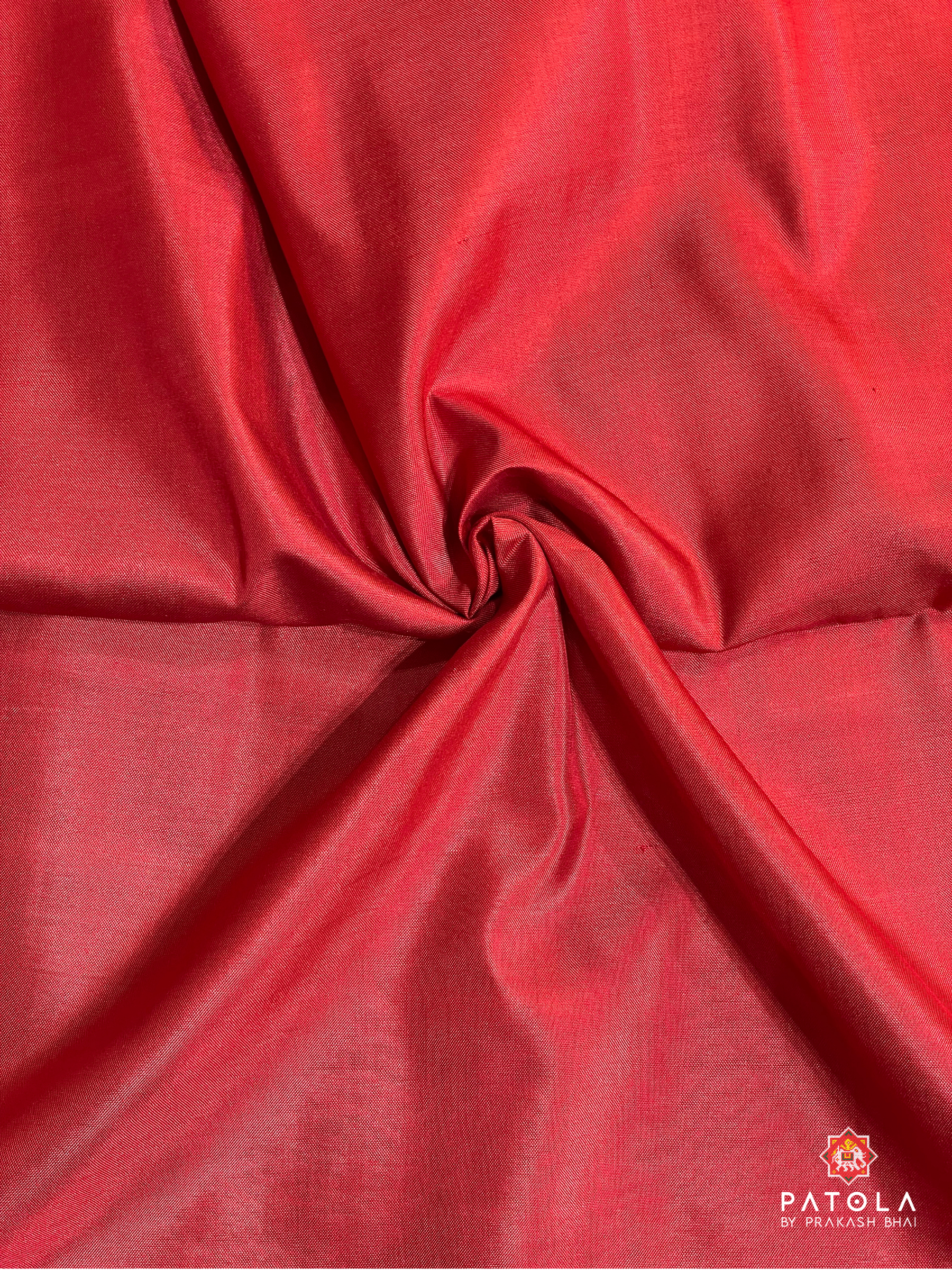 Manekchowk Design With Traditional Border Pallu Contrast Semi Double Ikat Saree