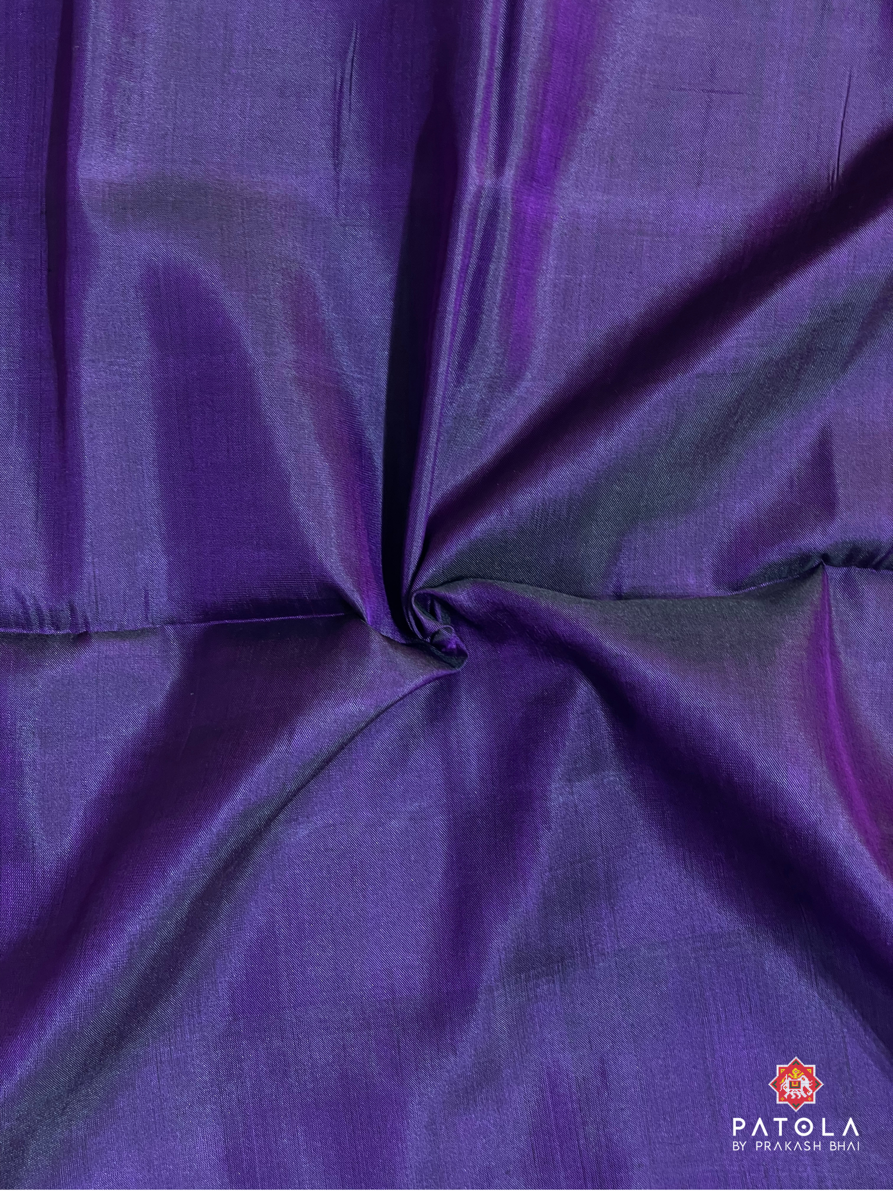 Laheriya Design With Traditional Border Single Ikat Patola Saree