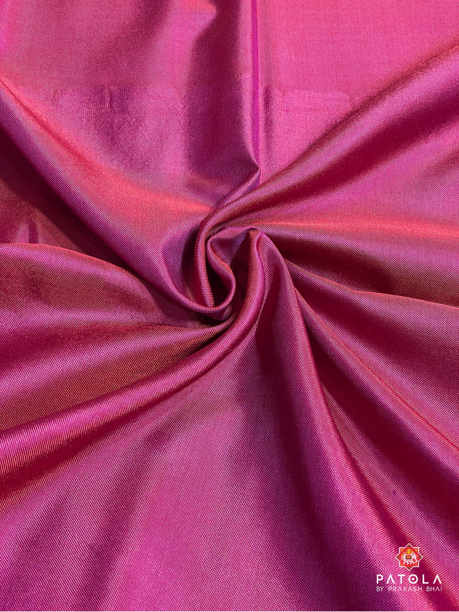 Manekchowk Scut Boder Semi Double Ikat Patola Saree