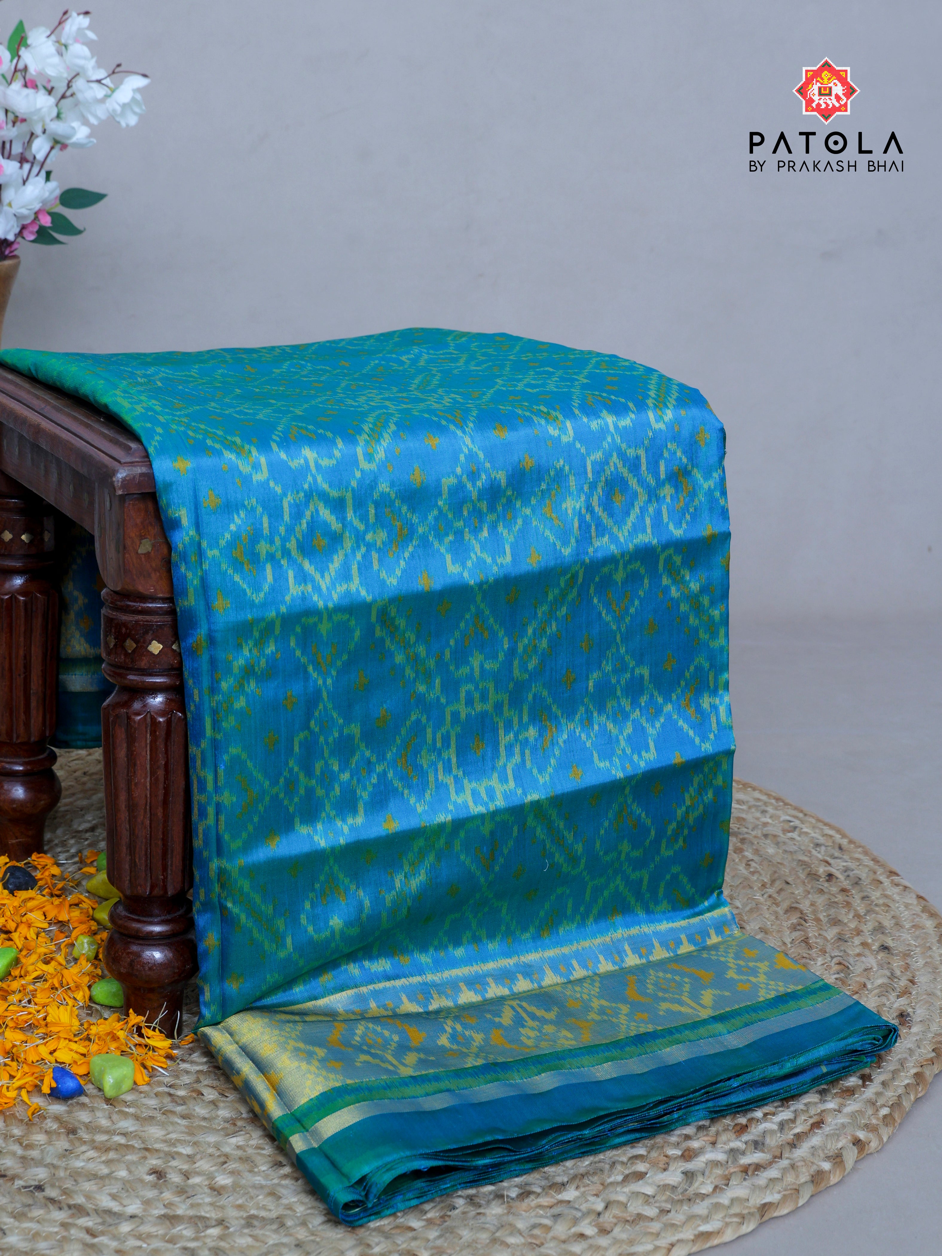 C-Green Manekchowk Panchanda Mix Design Single Ikat Patola Saree