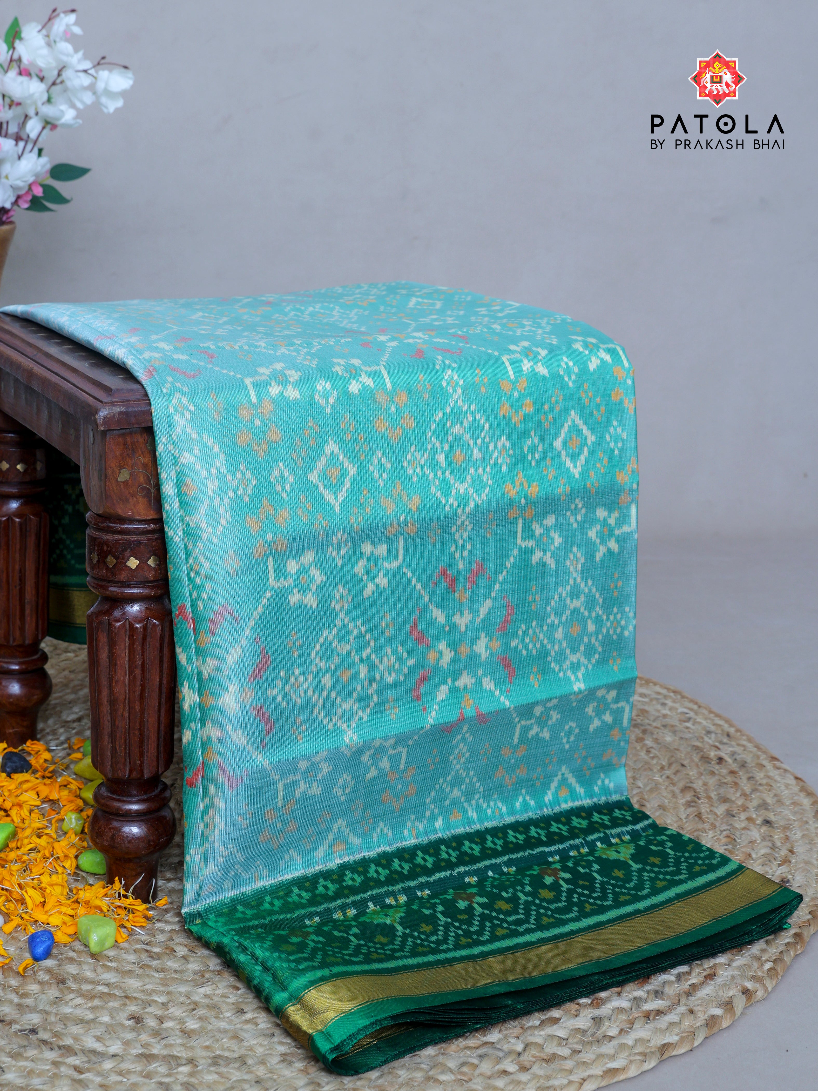 Navratna Design With Fency Border Single Ikat Patola Saree