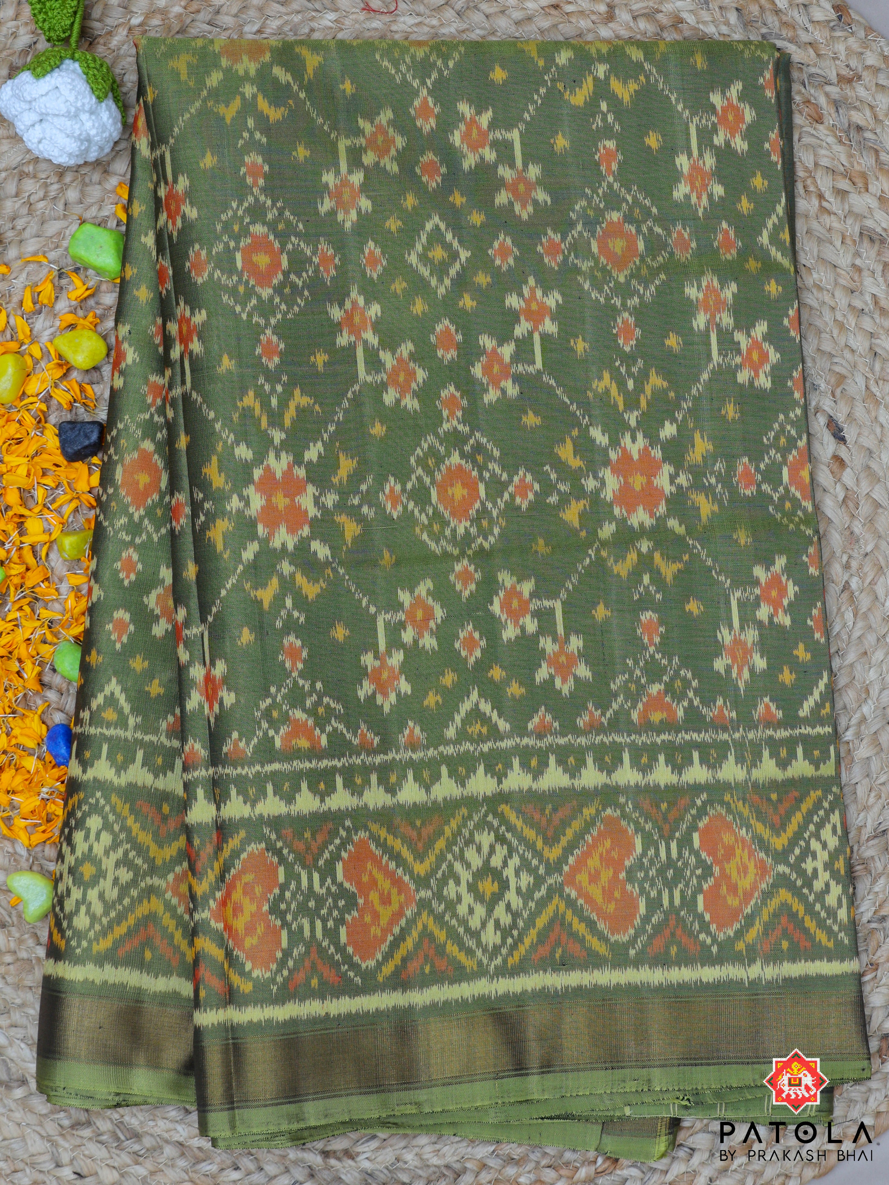 Traditional Navratna Design Single Ikat Patola Saree