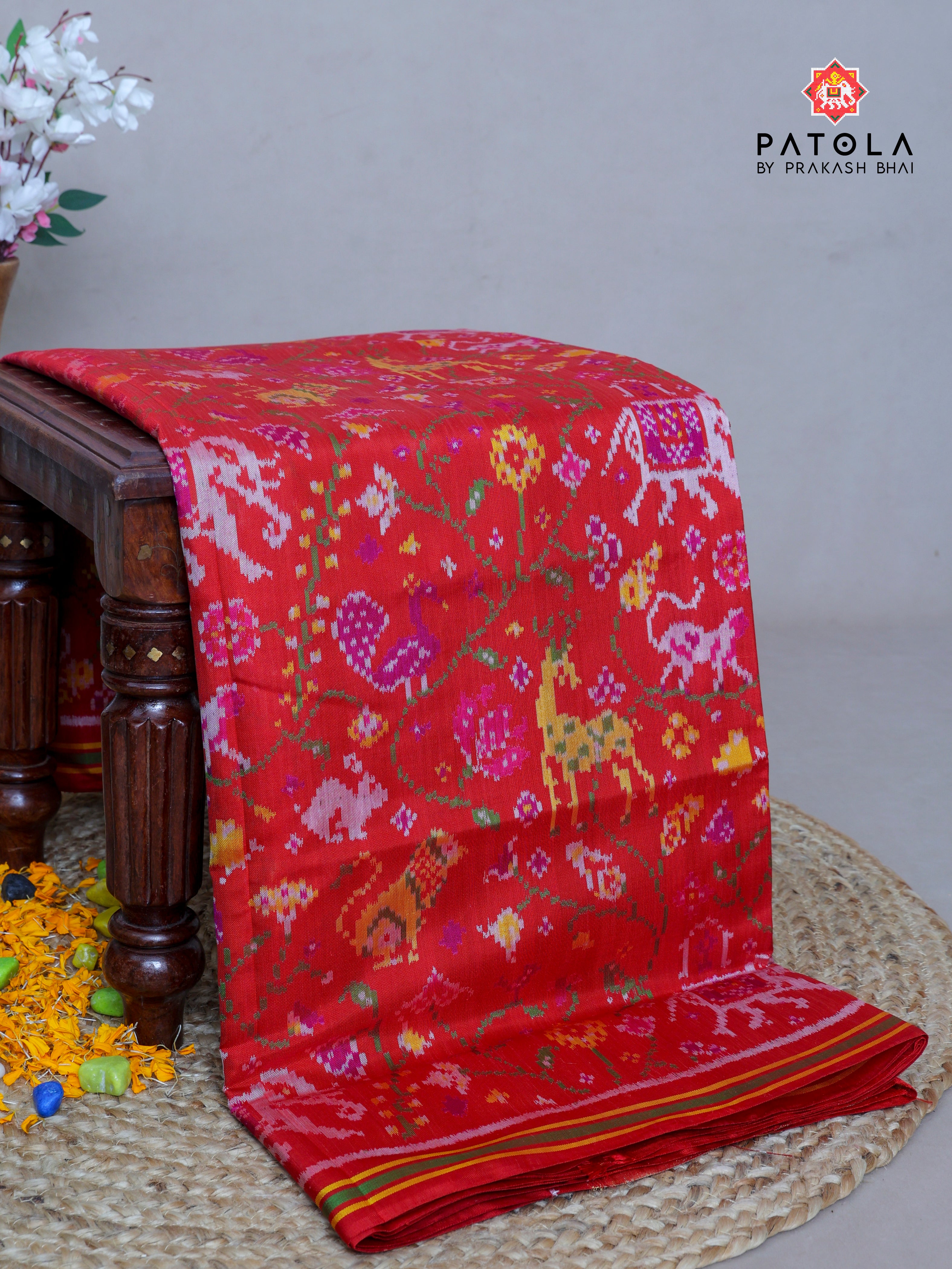Flowers Vel With Animal Design Semi Double Ikat Patola Saree