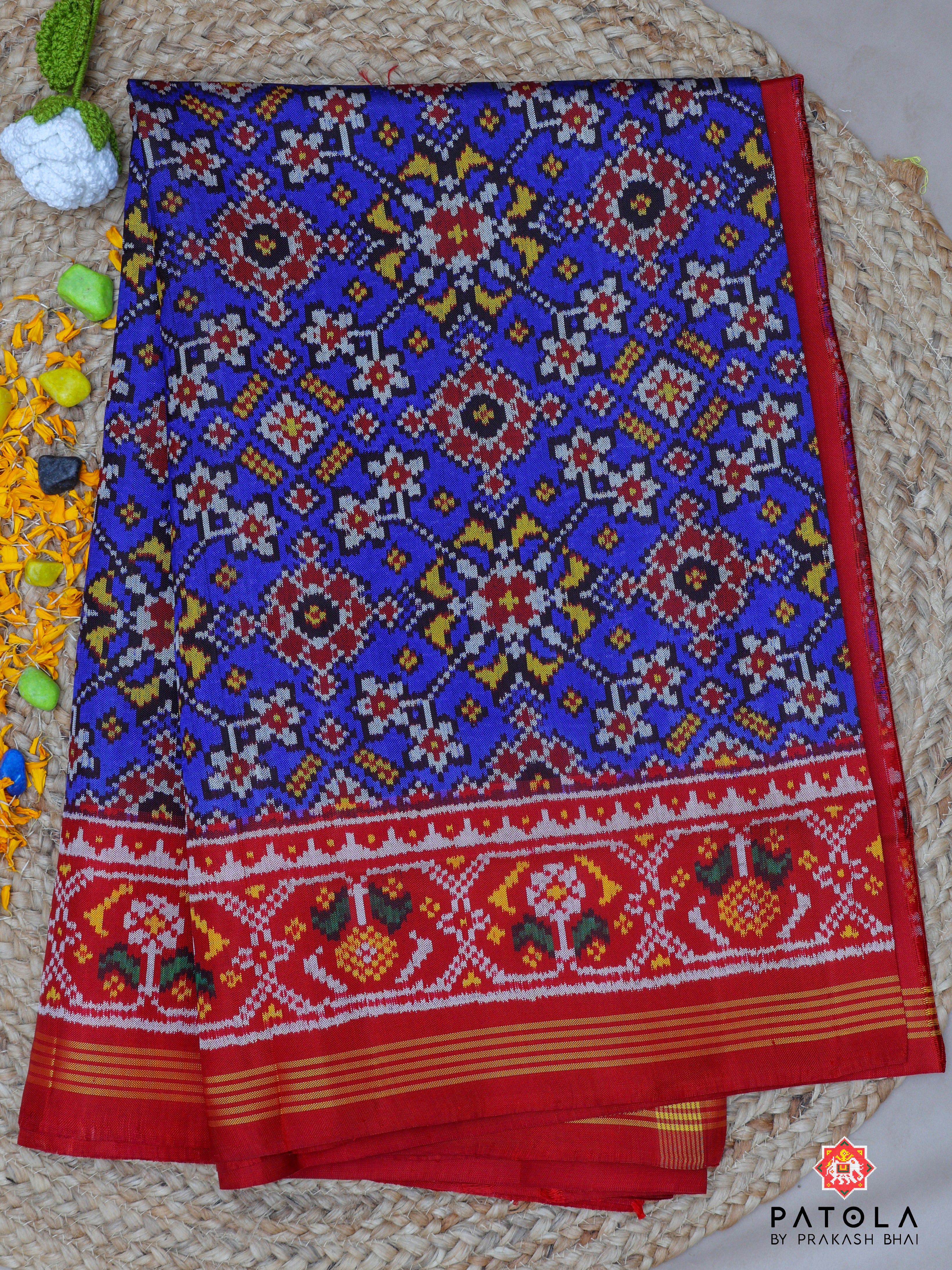 Navratna Designer Semi Double Ikat Patola Saree