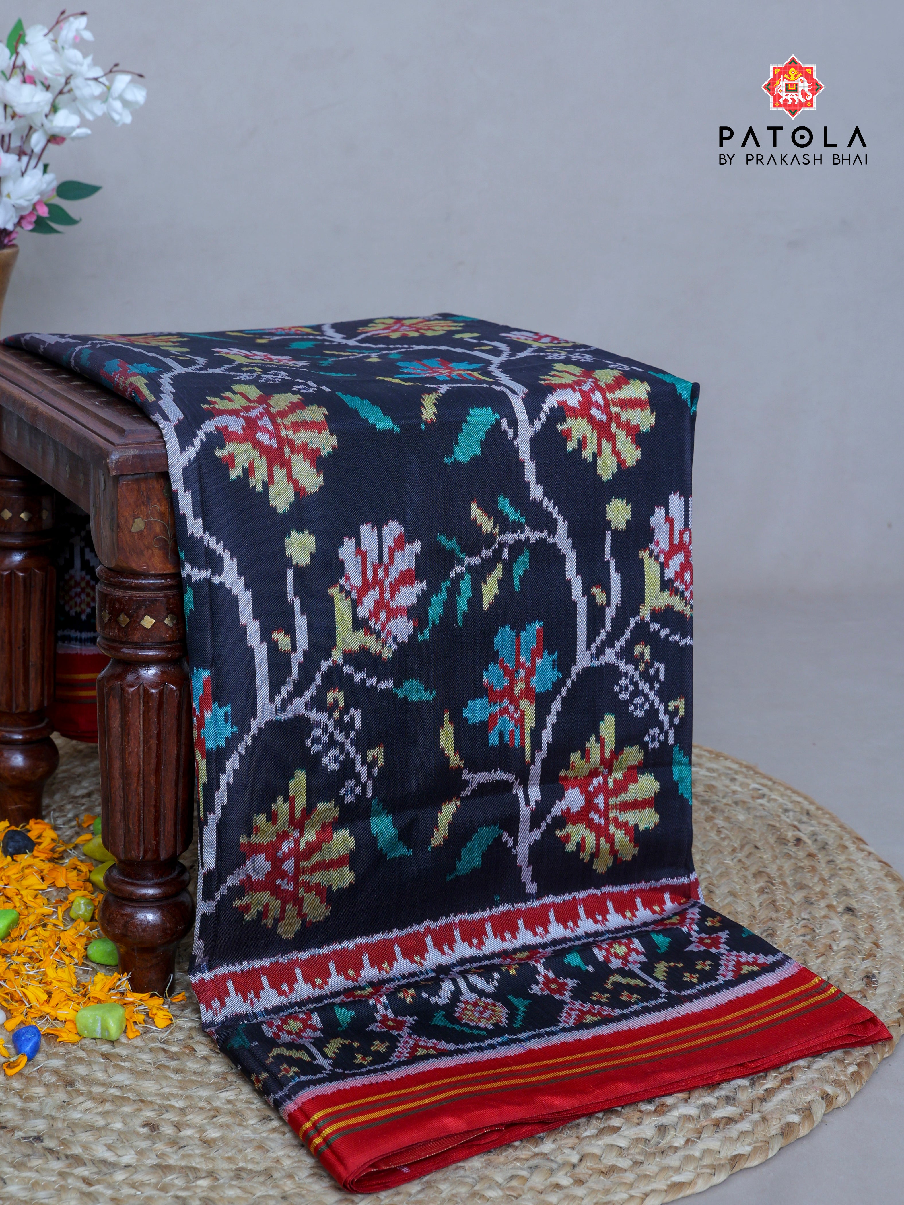 Ghughroo Border With Tree Design Semi Double Ikat Patola Saree