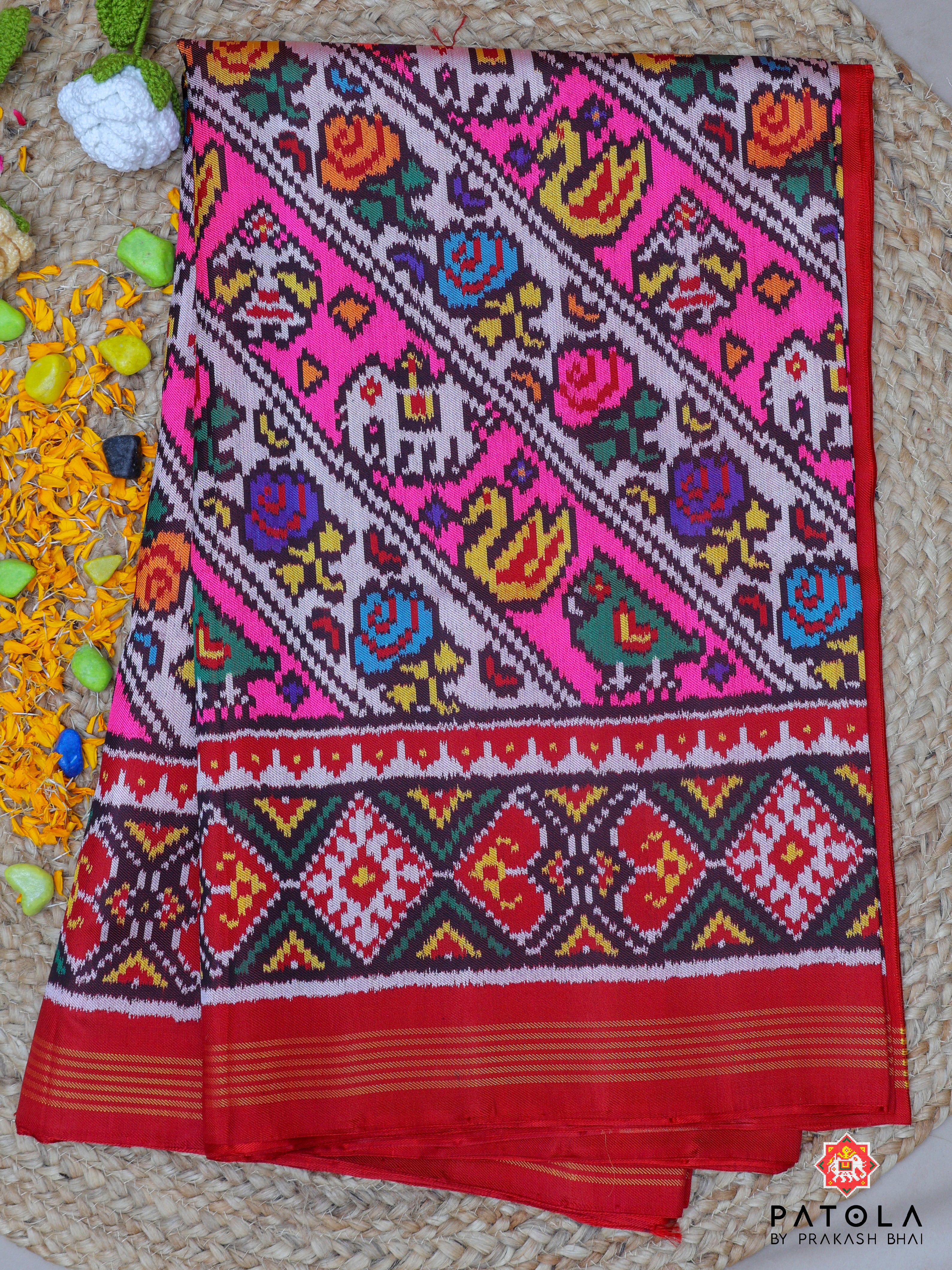 Masterpiece Lines Border With Small Motifs Design Twill Patola Saree