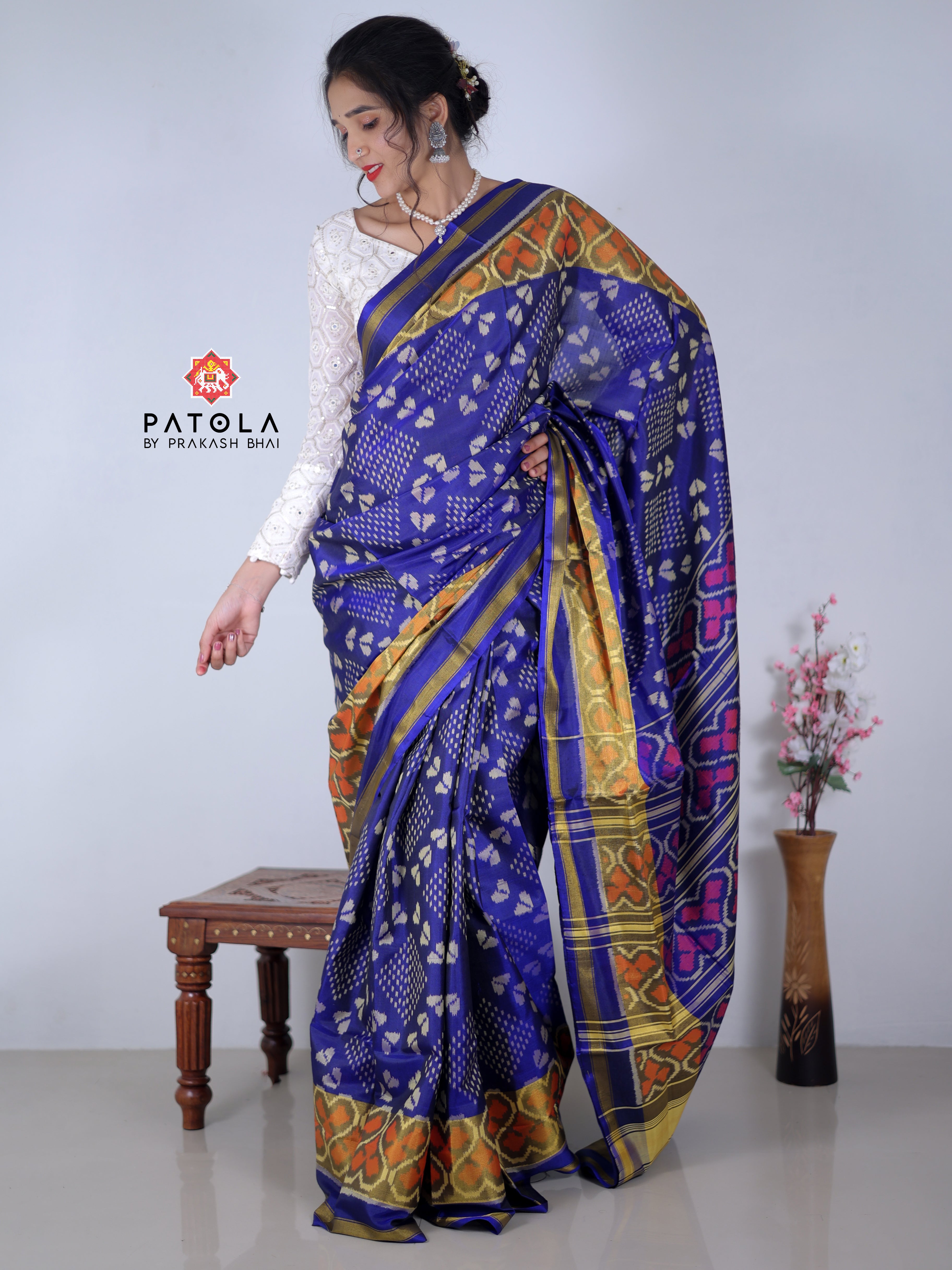 Heart Square Designer Single Ikat Patola Saree