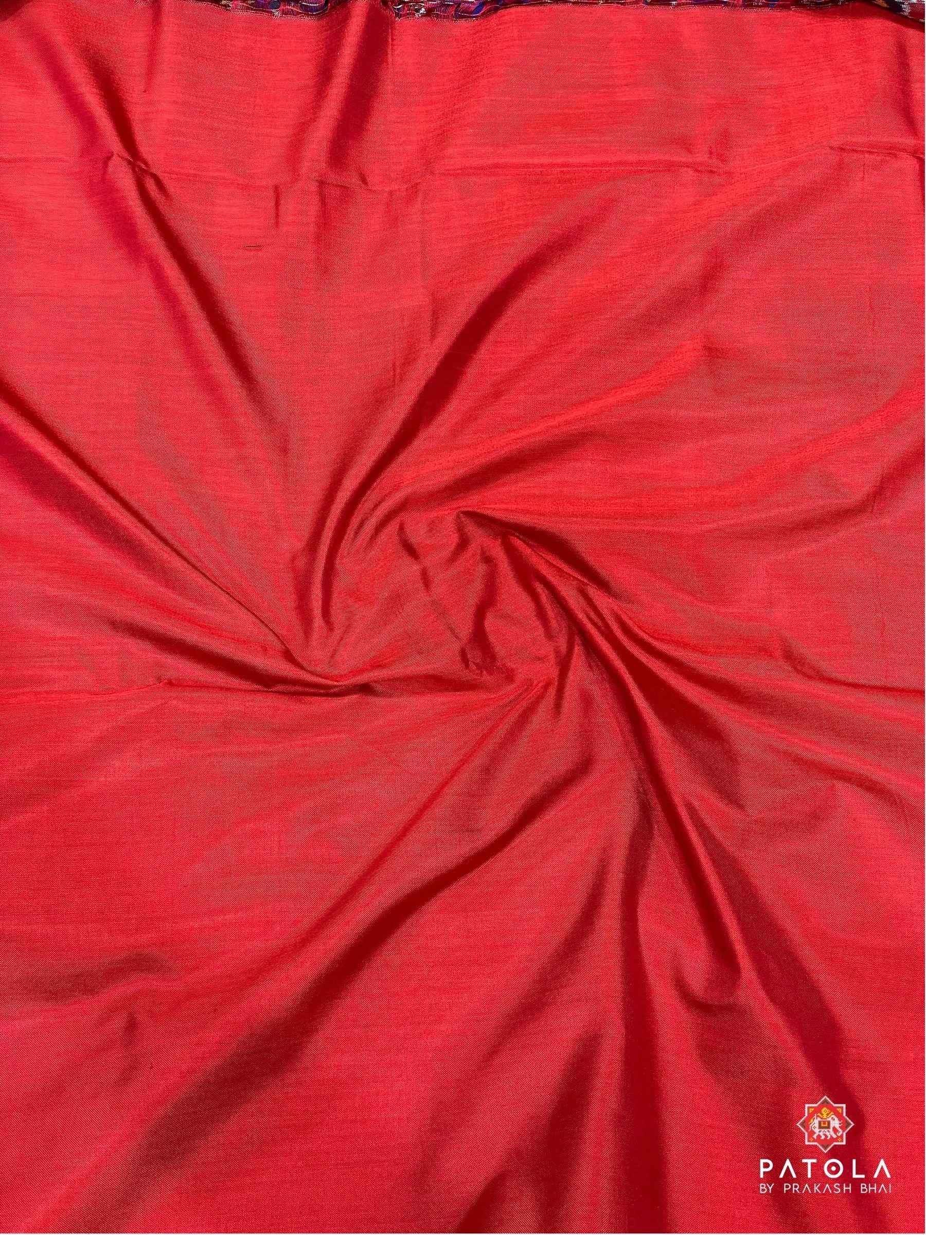 Traditional Navratna Design With Traditional Pallu Semi Double Ikat Saree